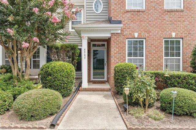 4585 Totteridge LN, Virginia Beach, VA 23462