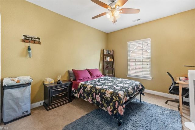 4585 Totteridge LN, Virginia Beach, VA 23462