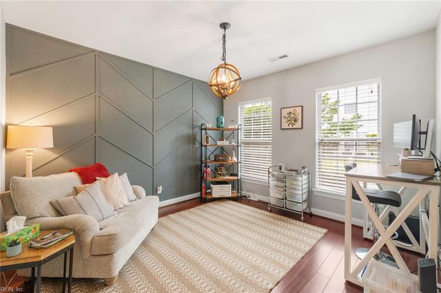 4585 Totteridge LN, Virginia Beach, VA 23462