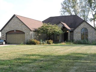 7407 Beecher Road, Flint, MI 48532