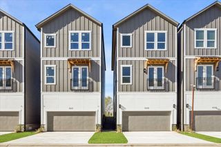 5633 Azores, Houston, TX 77091