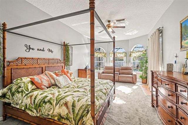1325 TALL MAPLE LOOP, Oviedo, FL 32765