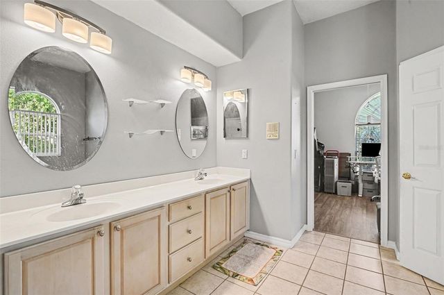 1325 TALL MAPLE LOOP, Oviedo, FL 32765