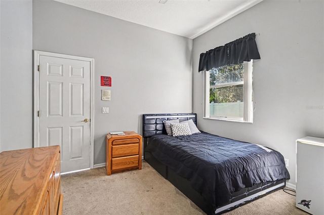 1325 TALL MAPLE LOOP, Oviedo, FL 32765
