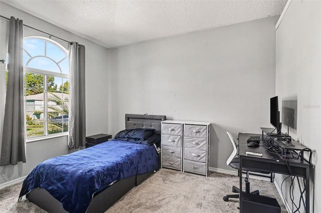 1325 TALL MAPLE LOOP, Oviedo, FL 32765