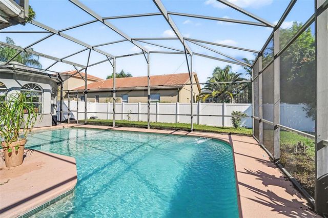 1325 TALL MAPLE LOOP, Oviedo, FL 32765