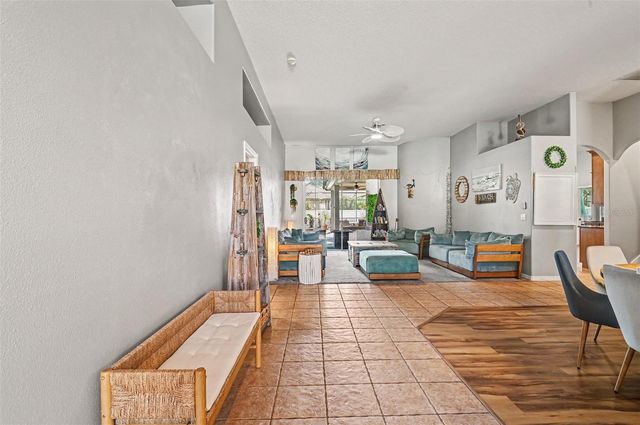 1325 TALL MAPLE LOOP, Oviedo, FL 32765