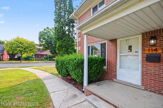 114 CROCKER Boulevard, Mt. Clemens, MI 48043