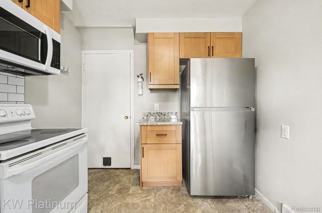 114 CROCKER Boulevard, Mt. Clemens, MI 48043