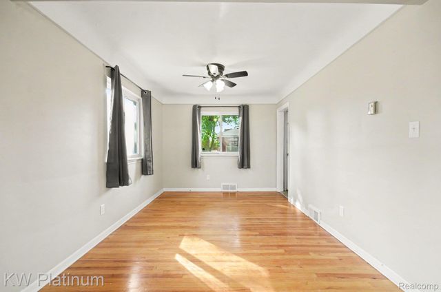 114 CROCKER Boulevard, Mt. Clemens, MI 48043