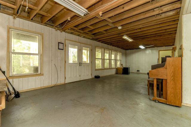 37032 286th Avenue SE, Enumclaw, WA 98022