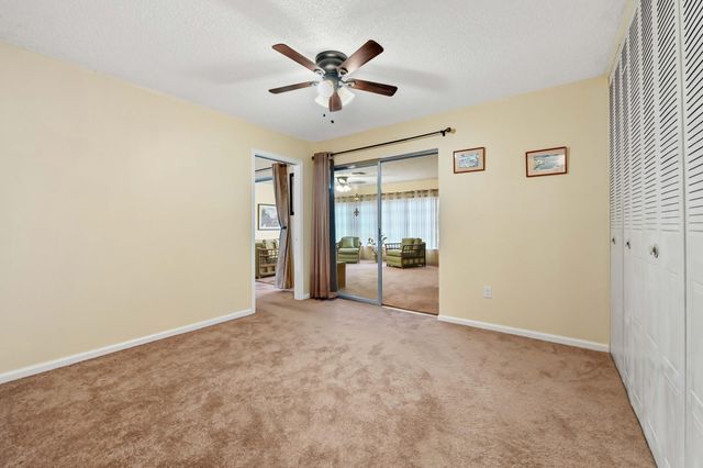 5725 Fernley Drive E 8, West Palm Beach, FL 33415