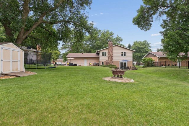 1916 Evergreen Echo, Woodbury, MN 55125