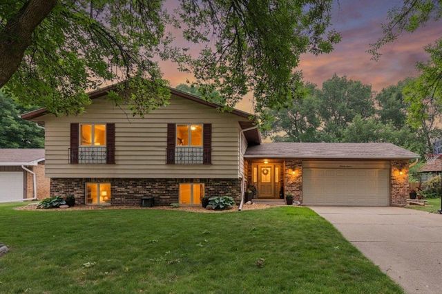 1916 Evergreen Echo, Woodbury, MN 55125