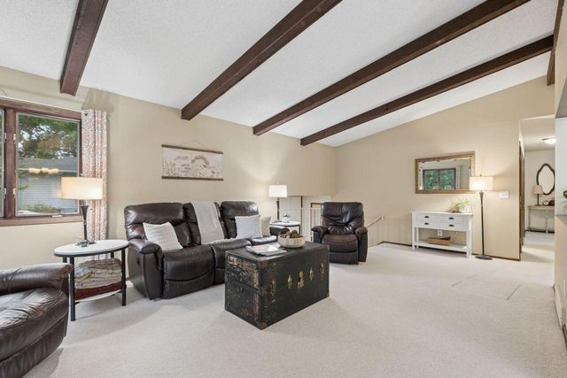 1916 Evergreen Echo, Woodbury, MN 55125