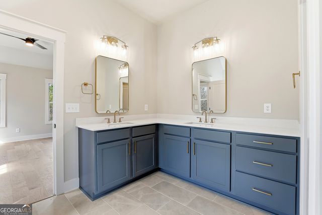 110 Wrights Trace 18, Fayetteville, GA 30215