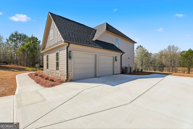 110 Wrights Trace 18, Fayetteville, GA 30215