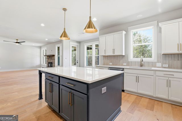 110 Wrights Trace 18, Fayetteville, GA 30215