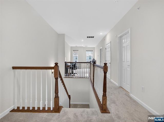 8 Veterans Drive, Wood Ridge, NJ 07075