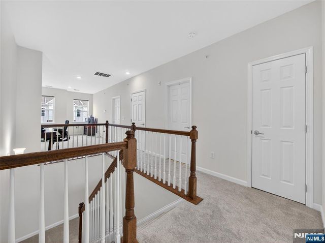 8 Veterans Drive, Wood Ridge, NJ 07075