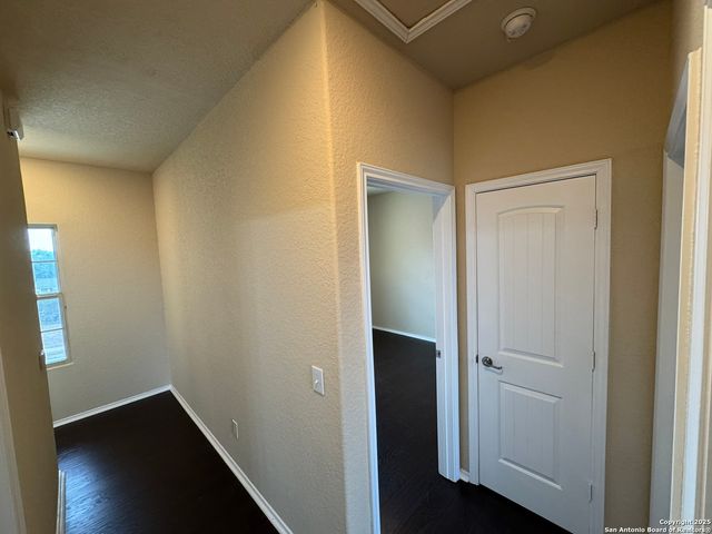 831 Lee Trevino, San Antonio, TX 78221