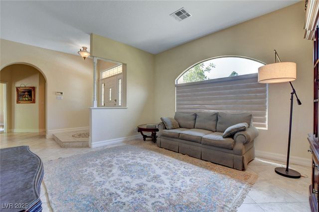 4726 Monument Valley Road, Las Vegas, NV 89129