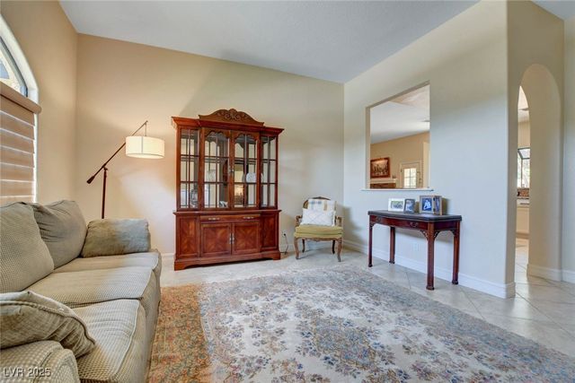 4726 Monument Valley Road, Las Vegas, NV 89129