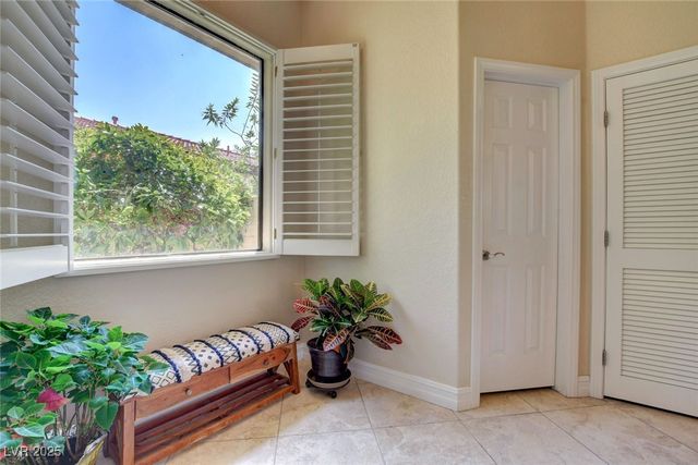 4726 Monument Valley Road, Las Vegas, NV 89129