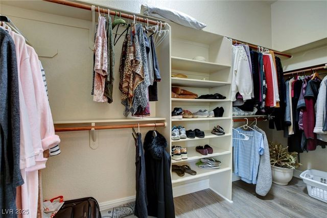 4726 Monument Valley Road, Las Vegas, NV 89129