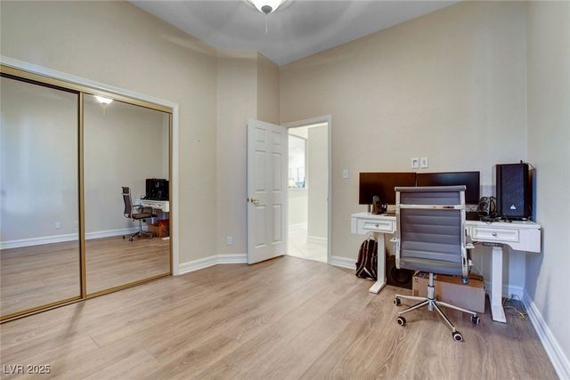 4726 Monument Valley Road, Las Vegas, NV 89129