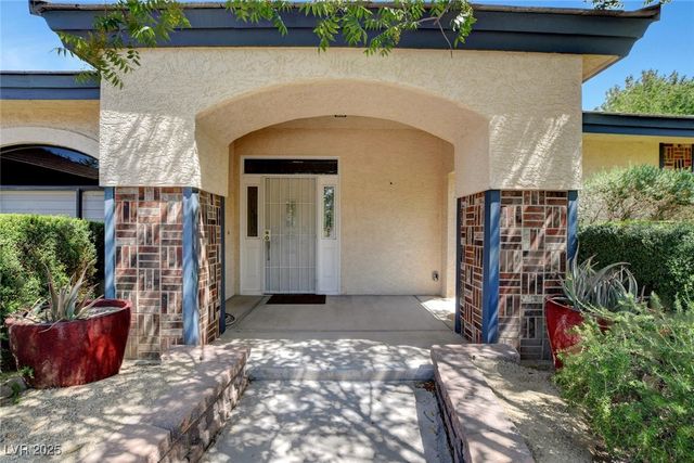 4726 Monument Valley Road, Las Vegas, NV 89129