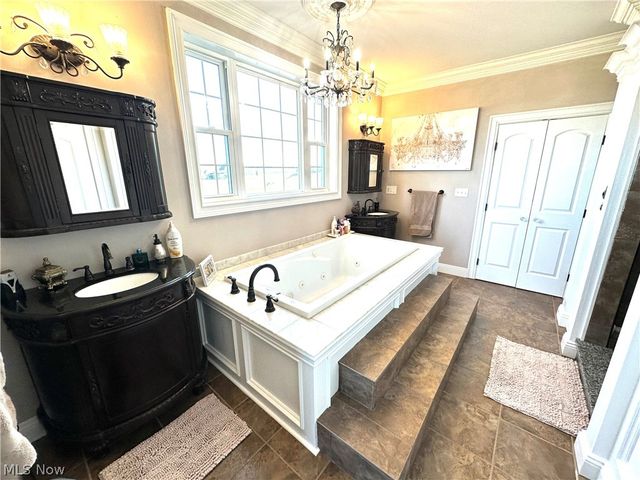 51208 Field Stone Drive, East Liverpool, OH 43920