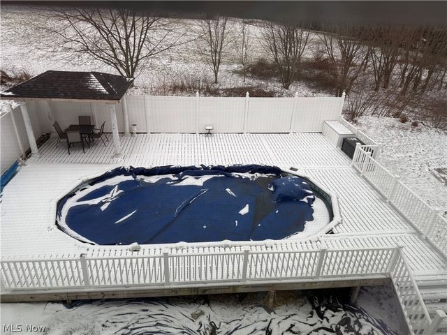 51208 Field Stone Drive, East Liverpool, OH 43920