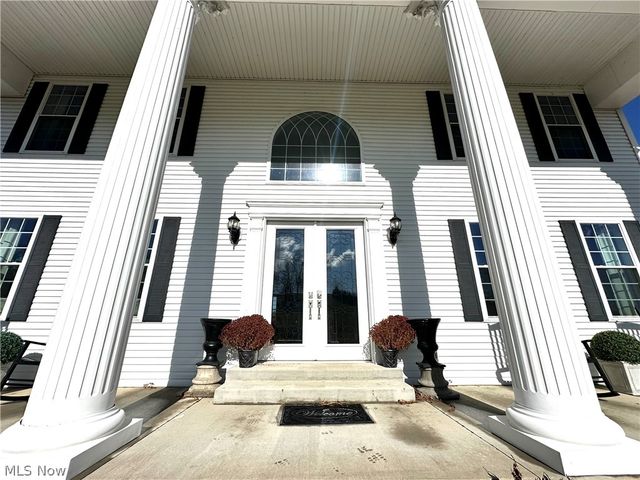 51208 Field Stone Drive, East Liverpool, OH 43920