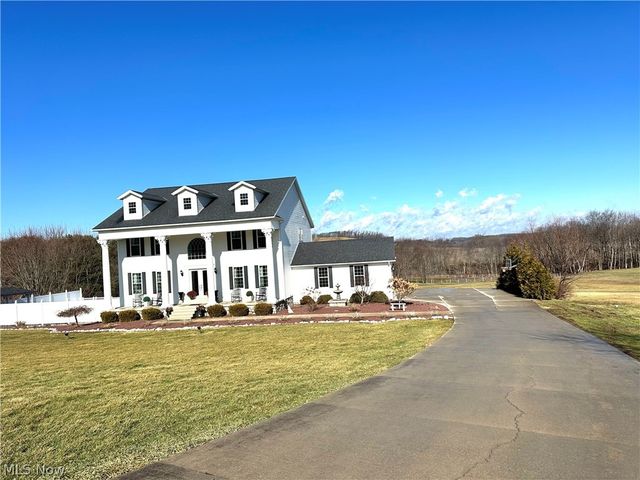 51208 Field Stone Drive, East Liverpool, OH 43920