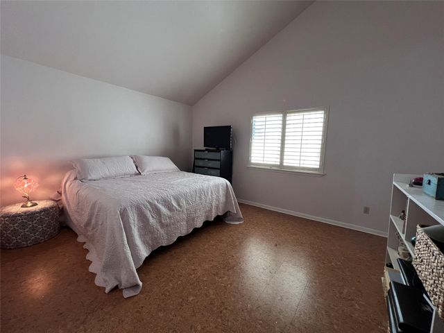 2100 Commonwealth Street L, Houston, TX 77006