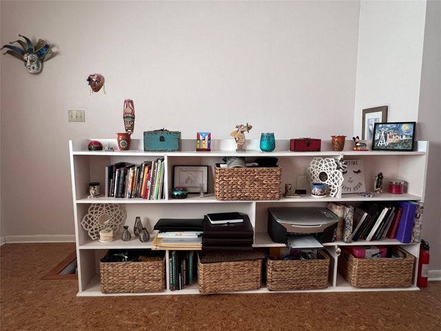 2100 Commonwealth Street L, Houston, TX 77006