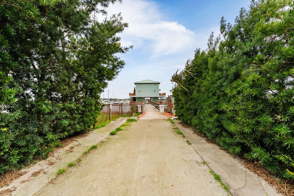 Image 6 of property listing at 67 W We 10th Street D24, Folly Beach, SC 29439