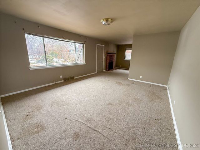 5378 E 30th Place, Tulsa, OK 74114