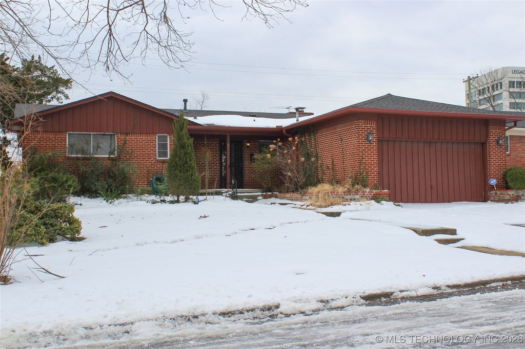 5378 E 30th Place, Tulsa, OK 74114