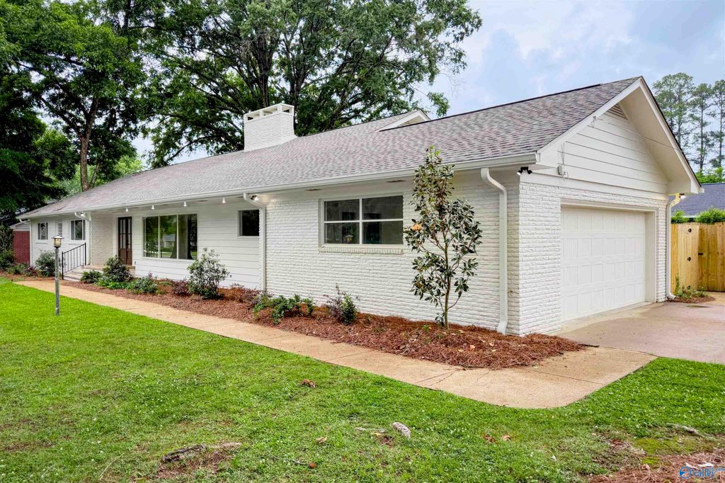 1820 Stratford Road, Decatur, AL 35601