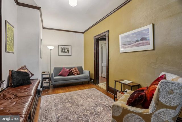 3 BELMONT CIR, Trenton, NJ 08618