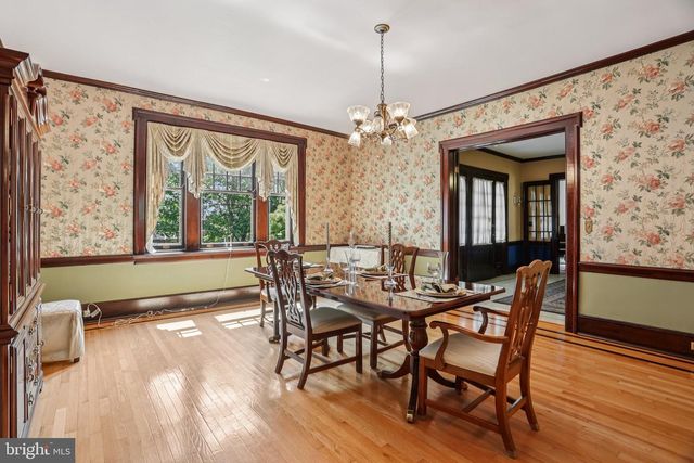 3 BELMONT CIR, Trenton, NJ 08618