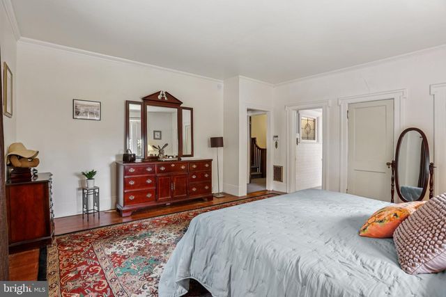 3 BELMONT CIR, Trenton, NJ 08618