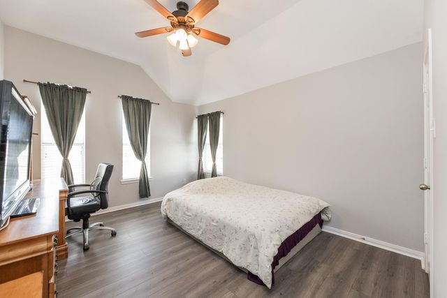 3002 Vincent Crossing Drive, Spring, TX 77386