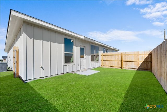 612 Pacific Crest Trail, Copperas Cove, TX 76522