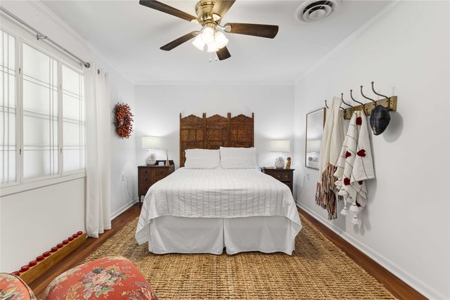 218 Rainbow Drive, Woodway, TX 76712