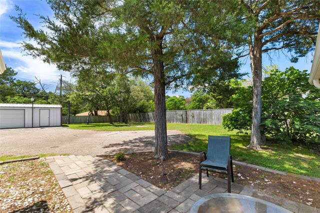 218 Rainbow Drive, Woodway, TX 76712