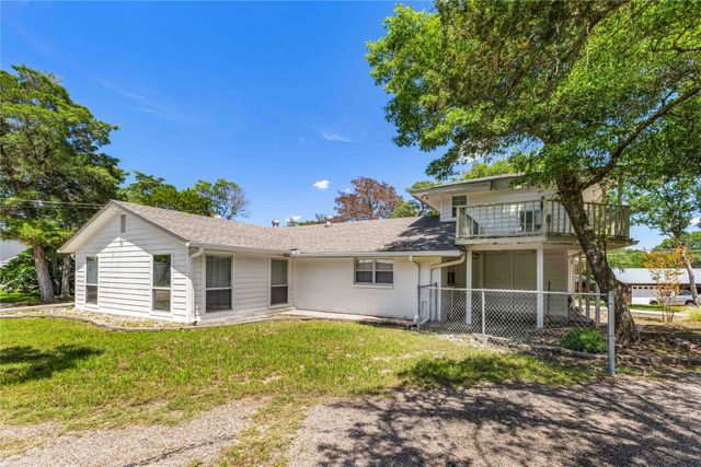 218 Rainbow Drive, Woodway, TX 76712