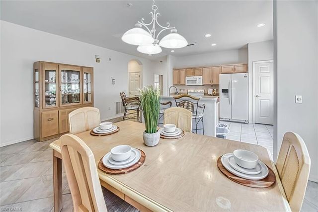 20021 Sanibel View CIR 101, Fort Myers, FL 33908